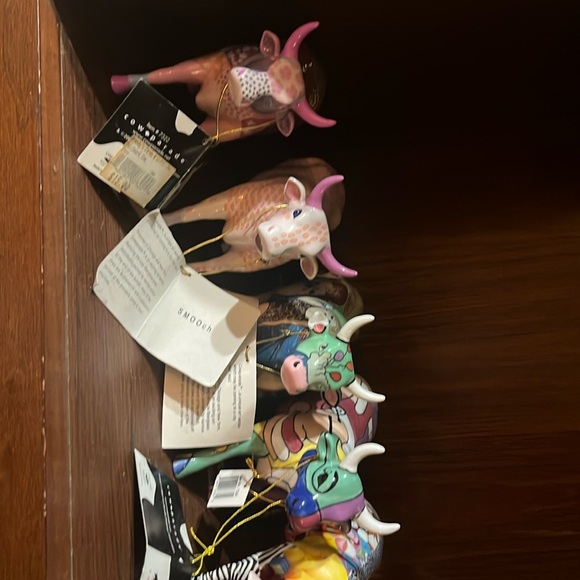 Westland CowParade Cow figurines - Picture 1 of 4